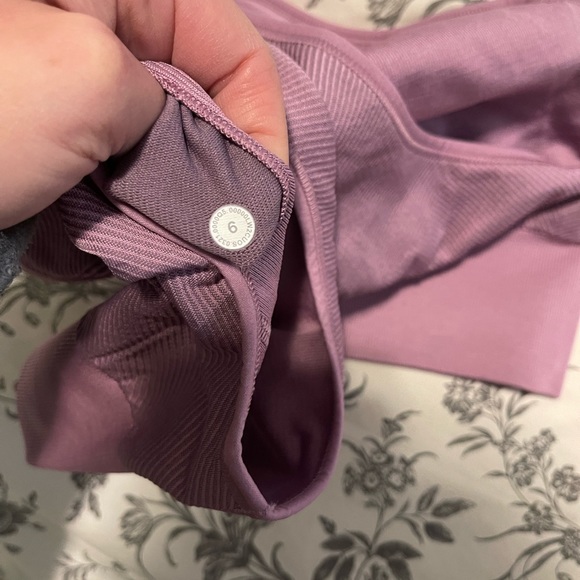 Lululemon Ebb to Train Sports Bra - Picture 4 of 6